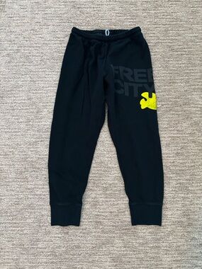 Free City Cropped Black Joggers with Yellow Logo Patch